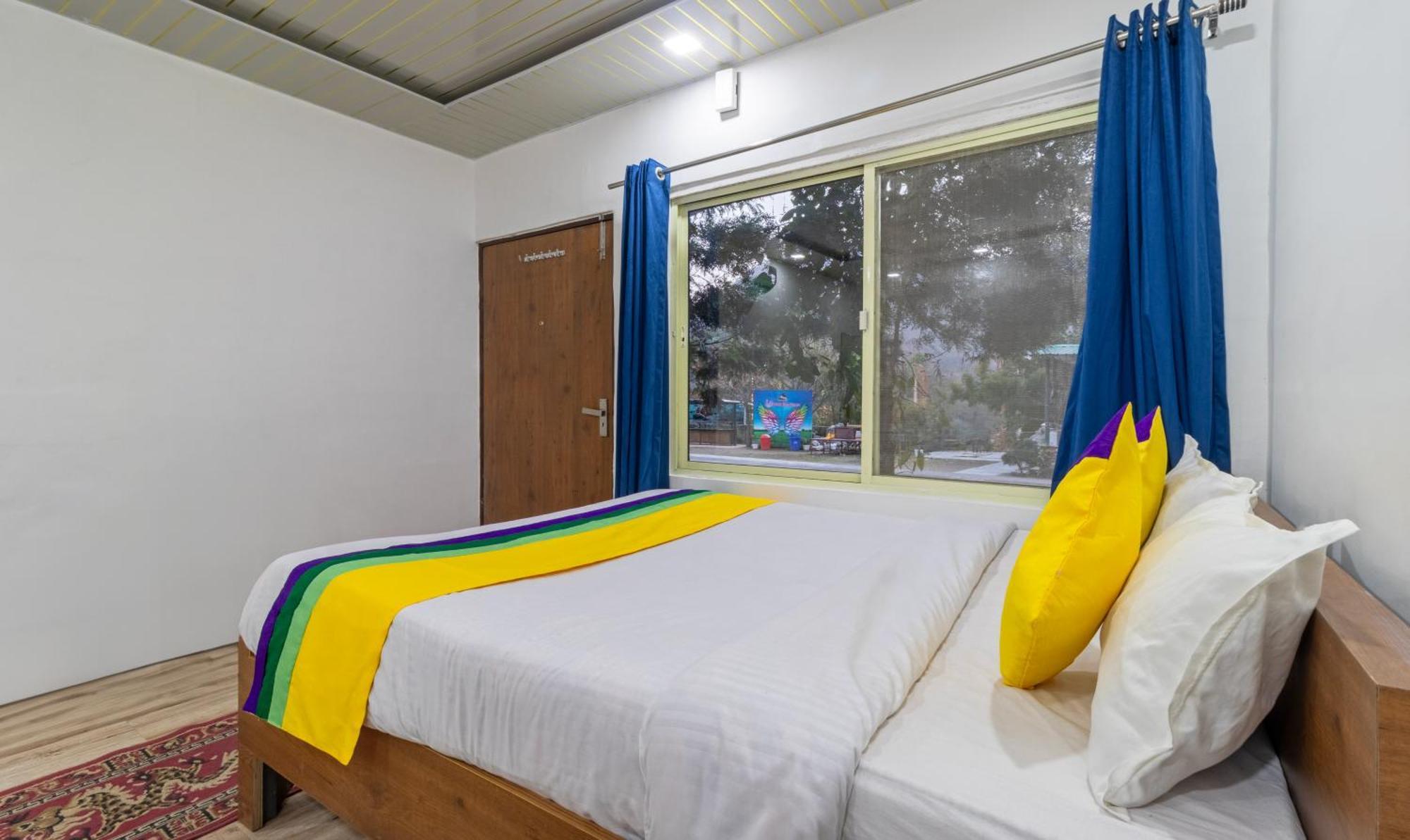 Itsy Hotels Paddler Zone With Bungee Jumping Shivpuri  Exterior photo